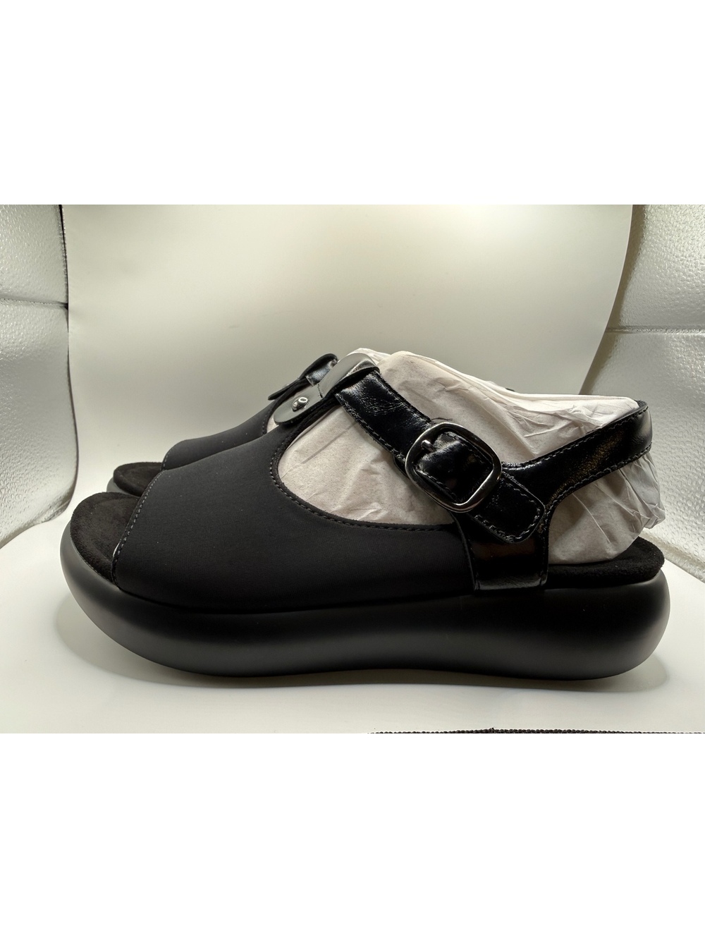 Alegria Betsie EU 38 (US 8-8.5) in Black